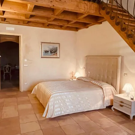 Palazzo Laureano - Dimora Storica 3* Tricarico